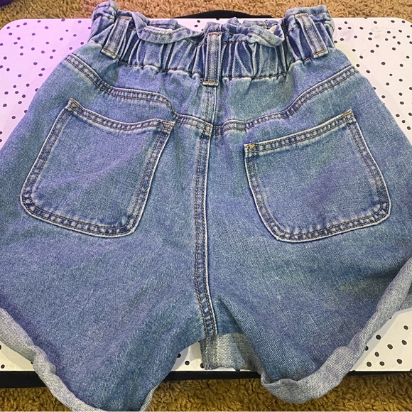 Forever 21 Jean Shorts - Picture 2 of 3